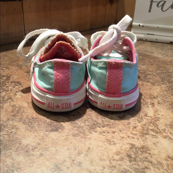 Tiffany Blue Converse w/2 fold double tongue - Picture 4 of 5